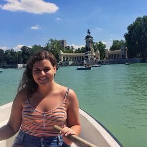 Meet your Posher, Amy